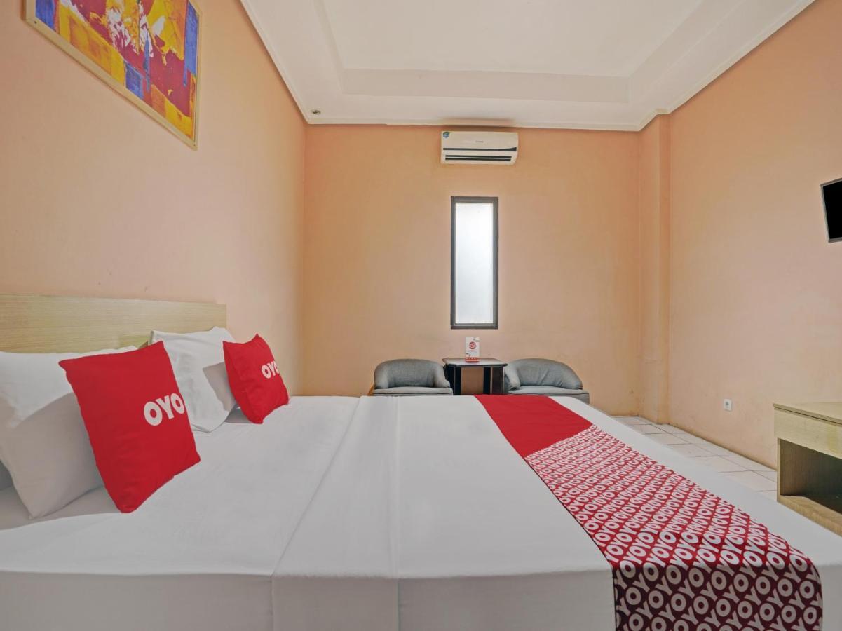 Oyo 3953 Hotel Catellya II Cipaku Bandung Exteriér fotografie