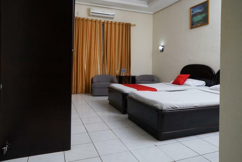 Oyo 3953 Hotel Catellya II Cipaku Bandung Exteriér fotografie