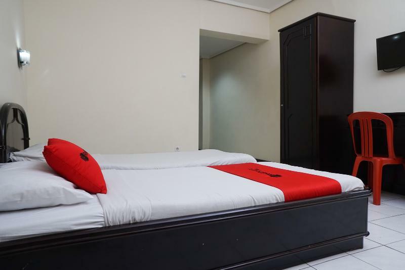 Oyo 3953 Hotel Catellya II Cipaku Bandung Exteriér fotografie