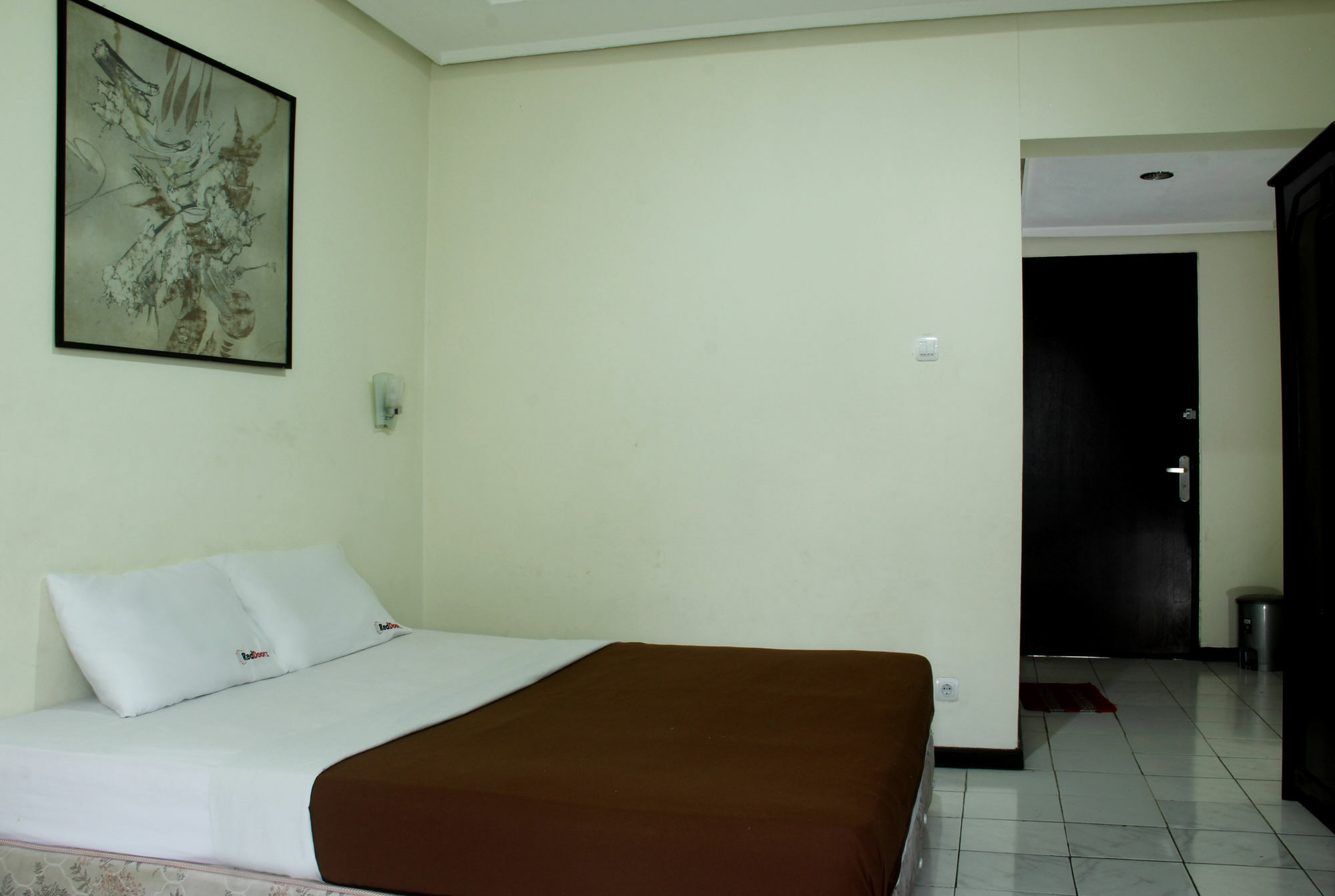 Oyo 3953 Hotel Catellya II Cipaku Bandung Exteriér fotografie